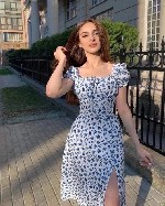 Здравствуйте всем я работаю на выезд и на апартаменты жду вас звоните пишите жду .  .  .  Тмртвлалплалвьвталаладмюмдслал ...