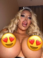 Обожаю быть госпожой,  быть у руля в сексуальном плане,  мне важно что бы парень отдавался своей госпоже целиком и без остатка!» Твоя покорность возбуждает! а что тебе нравится это уже вторичный вопро ...