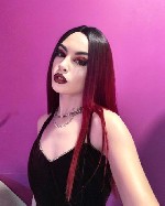 Мы придаем большое значение профессионализму,  уважению и индивидуальному подходу.  Мы верим,  что наши сотрудницы являются сердцем нашей компании,  и предлагаем им безопасность,  поддержку и ценящую  ...