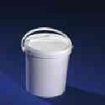 Ведро полипропиленовое из пластика для пищевых продуктов и строительных смесей.  Ведерко комплектуется надежной ручкой и герметичной крышкой,  возможна запайка пленкой для предания 100% герметичности. ...