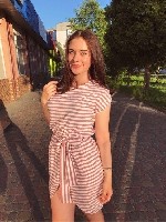 Привет милый знакомлюсь для встречи в реале если вы адекватны .  На втором фото мои контакты.  Реал не за деньги я не проститутка.  медовая везде ...