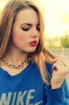 Кто полижет упругую попку девушке спортсменке? Фото попы пришлю.  Телеграм @Sotpopa ...