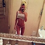 Немножко о себе:  обожаю теплые ротики,  сильные язычки,  и крепкие члены! Заводят добрые,  щедрые и внимательные ценители женской красоты! Я та самая блондинка,  которую ты видел только в порно! Моя  ...