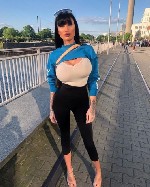 м.  Международная,  Активная и веселая девушка воплотит все твои мечты и украсит скучный вечер.  
Могу и умею доставлять удовольствие – в твоем распоряжении соблазнительный танец,  возбуждающий масса ...