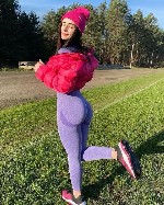 Давай знакомиться для встречи в реале если вы адекватны .  На втором фото мои контакты.  Реал не за деньги я не проститутка.  медовая везде ...