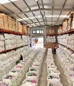 Компания Cosmos Textil - крупный дистрибьютор стоковой одежды,  с 11 складами и более 3000000 видов товаров.  

Что мы предлагаем?
- Новую стоковую одежду из Европы
- Люксовую обувь мировых брендо ...