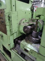 53А30 зуборезный станок
53А30 зубофрезерный станок,  пр – во станко завод им.  Коминтерна Витебск,  основные характеристики Ф 320 мм.  модуль 6 мм.  станок в рабочем,  комплектном состоянии,  есть ос ...