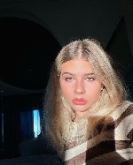 Желаешь ощутить легкость и игривость? Я - игривый ангел,  готовый поднять тебе настроение и подарить наслаждение.  Нежные формы,  мягкие прикосновения и игривые взгляды - со мной ты забудешь обо всем  ...