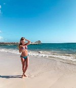 Приветик,  хочу найти нежного,  адекватного мужчину для постоянных сексуальных встреч,  пишите,  все подробности обсудим в личной переписке. ...