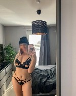 Стройная девушка рост 167,  гр.  2,  размер одежды 44(стройная,  хорошенькая) 31 год.  Буду рада пригласить в гости.  час 4000 (классика секс,  оральный секс и массаж для расслабления,  все условия дл ...