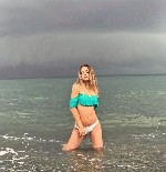 Стройная,  обаятельная,  отзывчивая девушка,  на пике желания и сексуальности) Общительна и образована,  люблю спорт и активный образ жизни.  Живу одна,  хочу встретиться с приятным мужчиной) ...