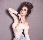 Стройная,  обаятельная,  отзывчивая девушка,  на пике желания и
сексуальности) Общительна и образована,  люблю спорт и активный
образ жизни.  Живу одна,  хочу встретиться с приятным мужчиной) ...