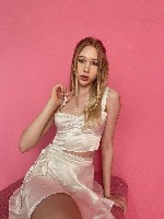 Хочешь провести время в приятной компании с красивой,  ухоженной девушкой? Тогда ты по адресу! Обо мне:  яркая,  нежная,  
темпераментная.  Гарантирую комфорт,  уединение и особый подход к каждому.   ...