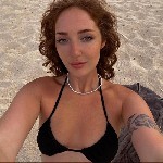 Люблю ухоженных,  уверенных в себе людей,  которые знают,  как
обращаться с женщинами.  Не коммерция,  но ценю мужское внимание,  заботу и красивые жесты.  Обожаю подарки и сюрпризы.  
Дискретность  ...