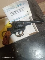 Разное объявление но. 3604638: Продам сигнальный наган-с (блеф) 1939 года