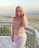 Влиятельная леди предлагает молодому мужчине возможность жить без финансовых забот.  Ищу того,  кто ценит комфорт,  внимание и готов к серьезным отношениям.  Важна порядочность и открытость.  
Все де ...