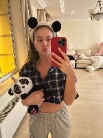 Привет всем 1 час стоит 2.000 2 часа 4,5 работаю круглосуточно and a few months ago ...