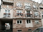 Местоположение:  Ротквария,  Нови-Сад
Цена:  € 195.500 (2300/м²)

В тихом месте,  в центре города Нови-Сад,  в качественной новостройке продается трехкомнатная (дуплекс) квартира.  
Квартира наход ...