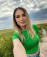 Девушка, ищу парня объявление но. 3934748: Мне нужен дерзкий мальчишка,  а не правильный сосед.