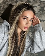 Молодая,  сексуальная и безумно обаятельная девушка готова исполнить все твои сокровенные желания.  Позволь мне позаботиться о тебе и доставить удовольствие.  Звони,  и мы не пожалеем!Катюша без предо ...