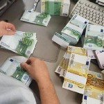 Здравствуйте,  дорогие россияне.  
Я предоставляю потребительские кредиты в размере от 3000 до 50 000 000 евро с процентной ставкой 3%.  
Электронная почта:  jeanjosuuer055@gmail.  com ...