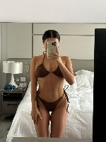 Очаровательная брюнетка ищет приятного мужчину для уютных встреч.  
Люблю внимание,  подарки и мужскую заботу.  
Не коммерция,  только взаимная симпатия и комфорт.  
Встречи возможны в удобном мест ...