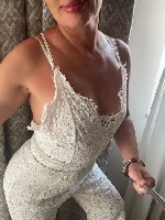 Очень сексуальная красотка с шикарным телом! Фото мои!! Предлагаю мои пикантные домашние эро видео и фото,  которые поднимут всё даже то что давно упало! Просто обкончаешься!!
А также есть ВИРТ.  по  ...