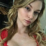 Развратная кошечка знакомлюсь для встречи.  Реал не за деньги а для взаимного удовольствия.  На втором фото написала свои контакты.  активная в постели ...