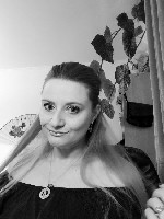 Я харизматичная,  ухоженная,  ненасытная блондина (180/85/33),  обожаю ощущать дыхание ,  язычек и нежные губы у себя между ножек.  .  .  Кончаю многократно.  Если ты :  вынослив,  опытен(или хочешь п ...