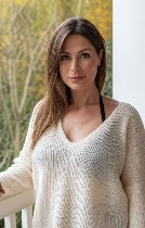 Женщина,  которая не про “спокойствие”.  
Мне скучно быть тихой.  Я люблю жаркие взгляды,  громкий смех и касания,  которые будоражат.  Хочешь почувствовать всё это?
ПИШИ В ТЕЛЕГРАММ:  @MilfaPuta ...