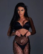 Милая и очень соблазнительная девушка приглашает тебя в гости с одной лишь целью,  насладиться друг другом.  Я очень люблю заниматься сексом,  особенно когда рядом со мною будешь ты.  Не сомневайся,   ...