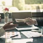 Ние сме асоциация на частни инвеститори;  Кредитите са достъпни за всеки,  годишната лихва е 3%.  Кредитът се отпуска за всеки,  който получава фиксиран месечен доход.  За повече информация относно пр ...