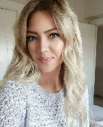 Женщина,  которая не умеет быть тихой.  
Я смеюсь громко,  целую жадно,  обнимаю сильно.  Со мной нет полутонов — только страсть на максимум.  Хочешь таких эмоций?
ПИШИ В ТЕЛЕГРАММ:  @salexxy ...