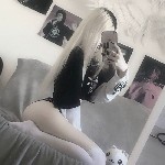 Девушка с шикарной фигурой желает познакомиться с адекватным и добрым ...