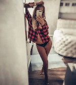 Приглашаю к знакомству достойного порядочного джентльмена,  
ценящего нежность.  .  .  Отлично выгляжу! Чистоплотна,  ухожена,  
спортивная фигура,  ни грамма лишнего веса! Приятная и легкая в
обще ...