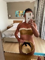 Очень сексуальная красотка с шикарным телом! Фото мои!! Предлагаю мои пикантные домашние эро видео и фото,  которые поднимут всё даже то что давно упало! Просто обкончаешься!!
А также есть ВИРТ.  по  ...