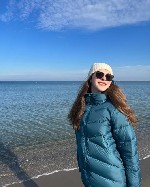 Хочешь почувствовать настоящий огонь? Я - пылкая дива,  готовая разжечь в тебе пламя страсти.  Пышные формы,  нежные прикосновения и горячие поцелуи - со мной ты познаешь вершины удовольствия.  Позвон ...