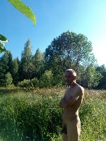 Отлижу писечку девушке,  до окончания мне в ротик,  возраст не имеет значения ...