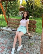 Я Наташа знакомлюсь для встречи в реале если вы адекватны .  На втором фото мои контакты.  Реал не за деньги я не проститутка.  медовая везде ...