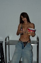 Девушка, ищу парня объявление но. 3461236: Если тебе скучно и хочешь провести вечер в компании – напиши мне.  КЭШБЭК