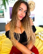 м.  Проспект славы,  
В твоем распоряжении вся я:  мое тело,  умения,  страсть и похоть.  
Моя киска влажна и горяча,  всегда готова к проникновению. ...