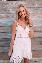 Если ты устал от однообразия и ищешь что-то новое,  пиши.  Я открыта для общения,  спонтанных встреч и страстных моментов.  
Главное — искренность и желание.  
Связь со мной только в WhatsApp 770587 ...