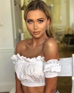 Чувственная блондинка пригласит в гости мужчину для жаркого секса! Люблю харизматичных и щедрых мужчин .  Гарантирую не забываемый отдых.  Мне очень нравится обшаться и получать удовольствие от новых  ...