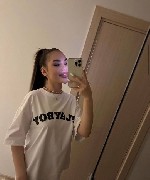 Люблю ухоженных,  уверенных в себе людей,  которые знают,  как
обращаться с женщинами.  Не коммерция,  но ценю мужское внимание,  заботу и красивые жесты.  Обожаю подарки и сюрпризы.  
Дискретность  ...