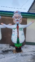 Если вы в поиске креативного способа привлечь внимание к вашей аптеке,  то надувная фигура аптекаря смайла – идеальное решение!

Этот веселый и дружелюбный фармацевт с улыбкой на лице не оставит рав ...