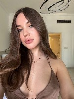 Если ты устал от однообразия и ищешь что-то новое,  пиши.  Я открыта для общения,  спонтанных встреч и страстных моментов.  
Главное — искренность и желание.  
Связь со мной только в WhatsApp 770587 ...