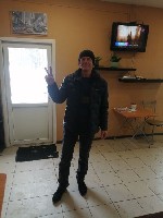 Девушка, ищу парня объявление но. 3331984: Знакомлюсь для отношений не женат живу один