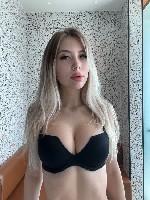 Сама я красивая,  ухоженная девушка.  Мои параметры 163/53 ...