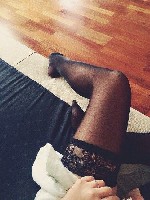 Мне 42.  Стройная,  ухоженная,  симпатичная брюнетка,  приглашу на массажик,  взрослого,  порядочного мужчину.  🔥🔥🔥 Встречаю в обнажённом виде.  Делаю хороший массажик эротический,  в обнажённом виде, ...