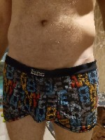 Анатолий.  30 лет .  Продам свои ношенные трусы.  Носил неделю.  Могу ещё носить сколько скажешь.  
Пиши в ватсап 89000259433 ...
